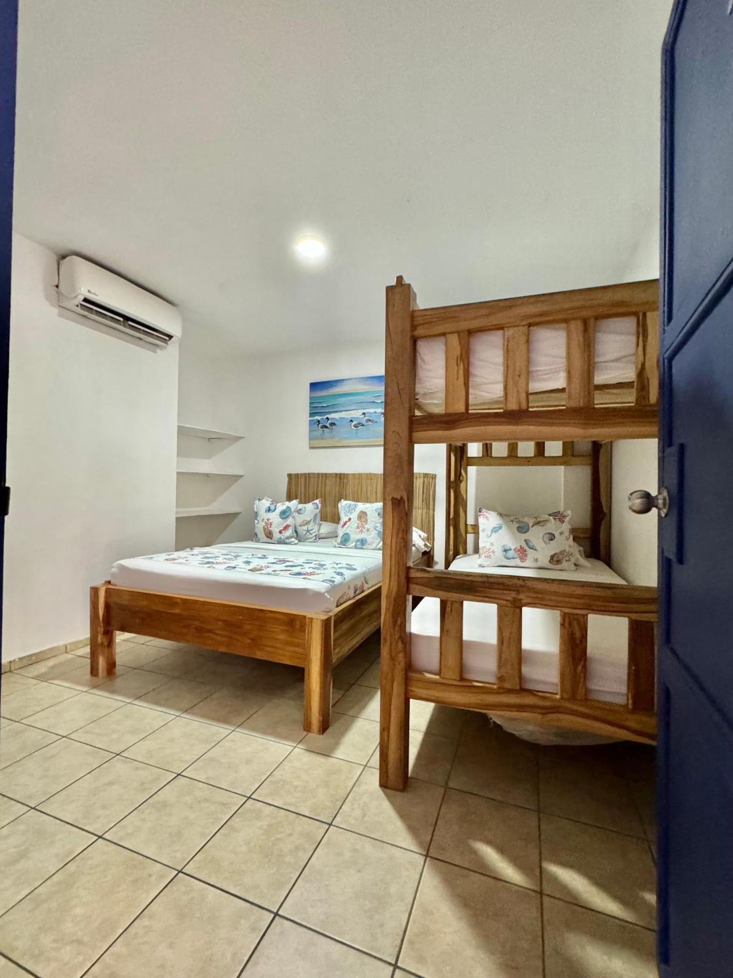 Hostel Beach House Rincón Extérieur photo